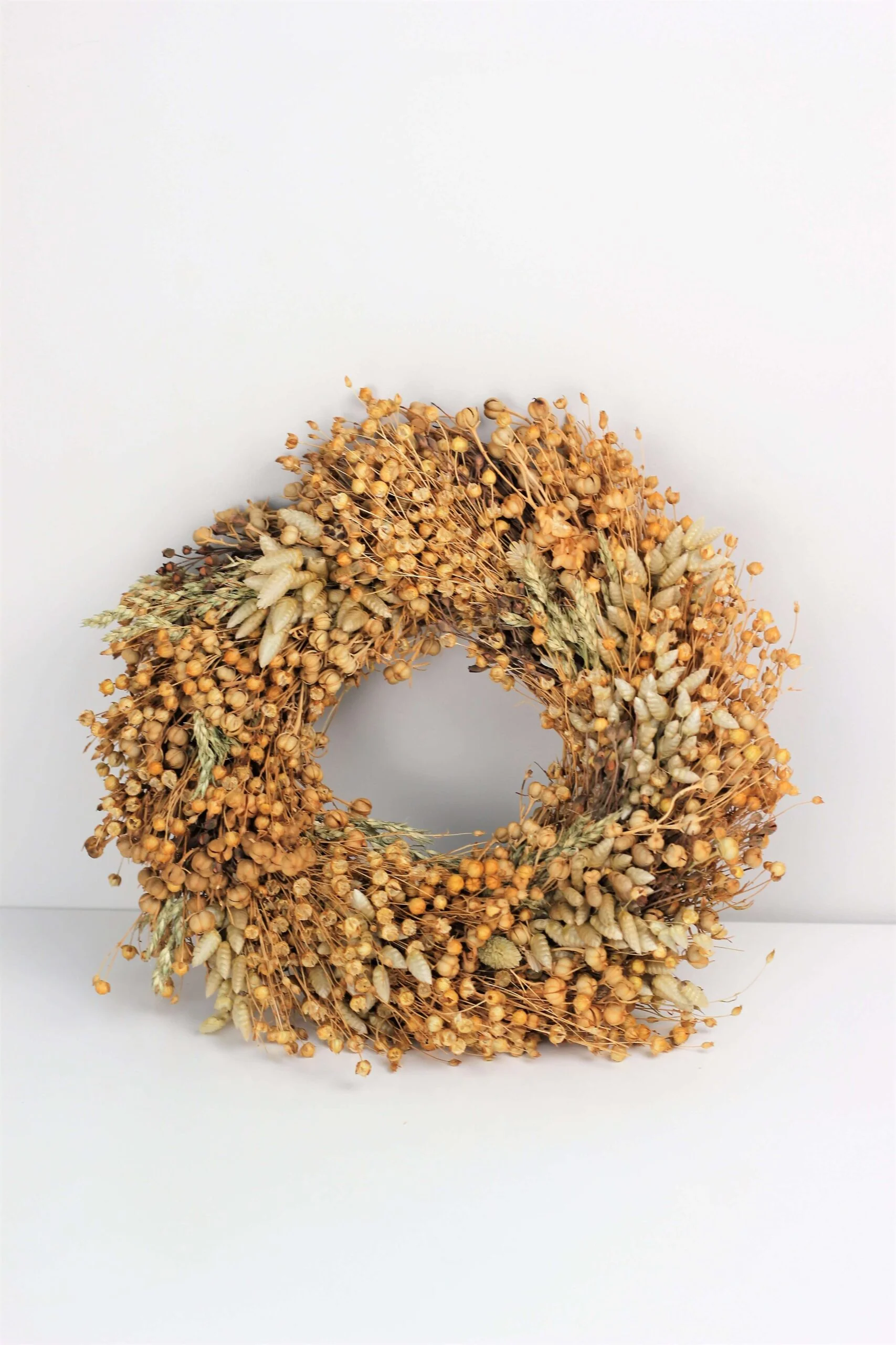 Mixed Dried Wreath - Natural Selection, 30 cm